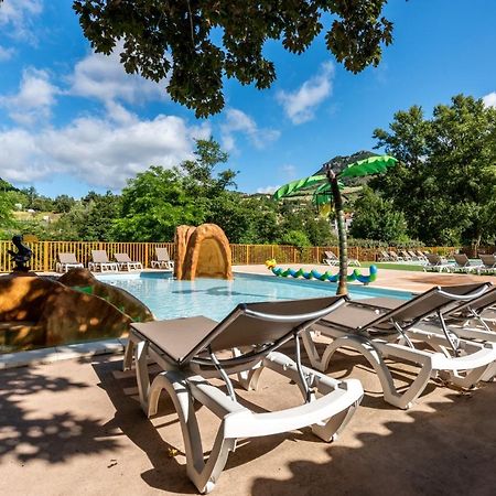 Camping Maeva Escapades Millau Plage מראה חיצוני תמונה